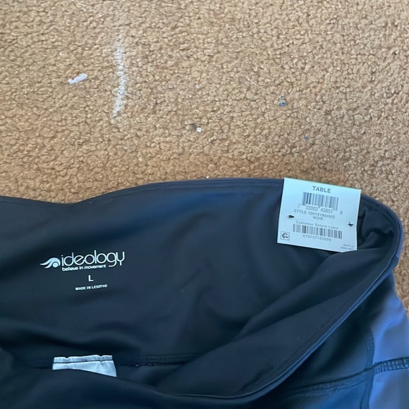 Never worn ideology leggings! - Picture 2 of 3
